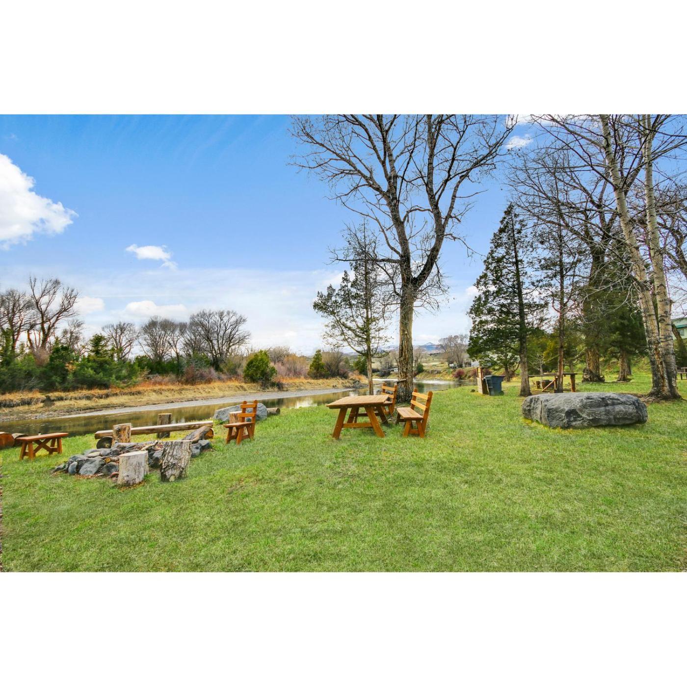 Hotel 7 Point Ranch Emigrant Zewnętrze zdjęcie